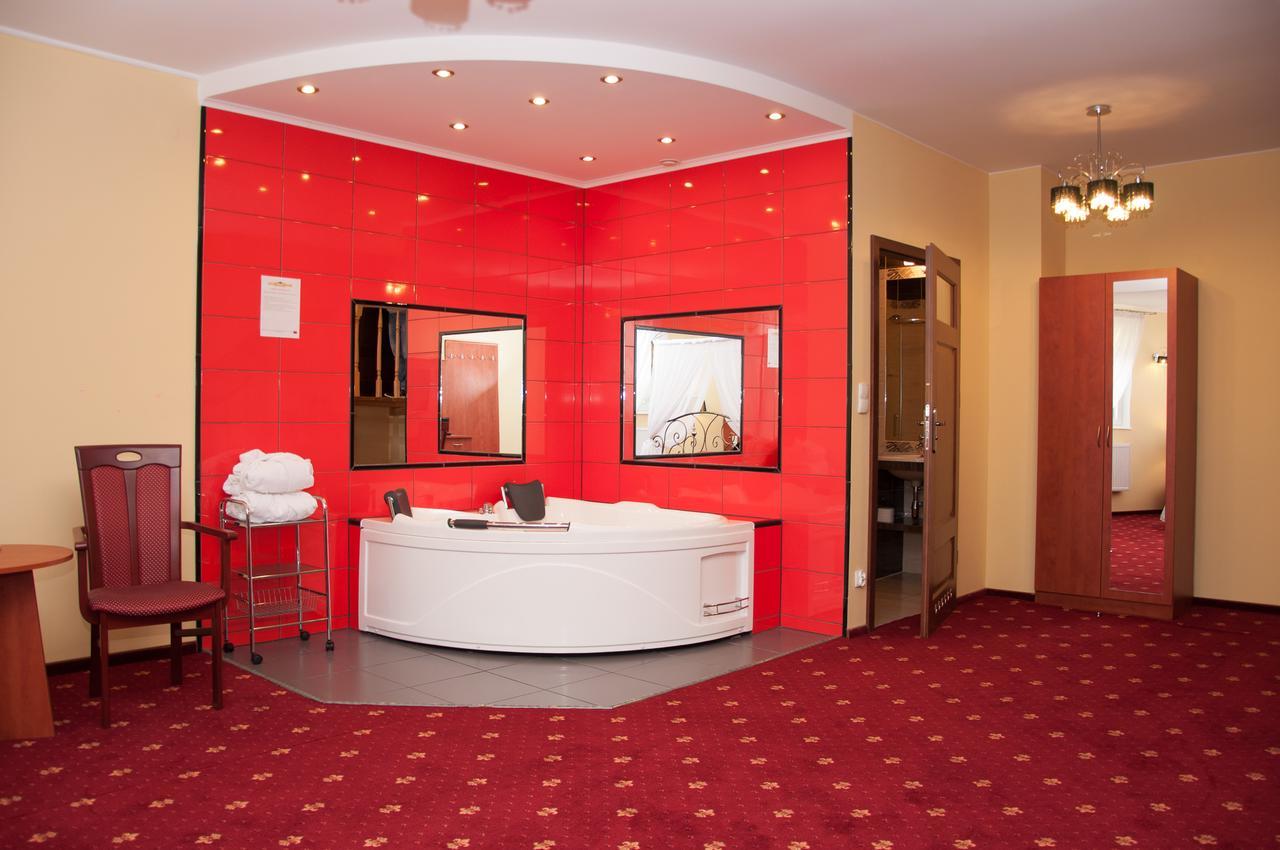 Hotel Kalchem Brzozie Extérieur photo